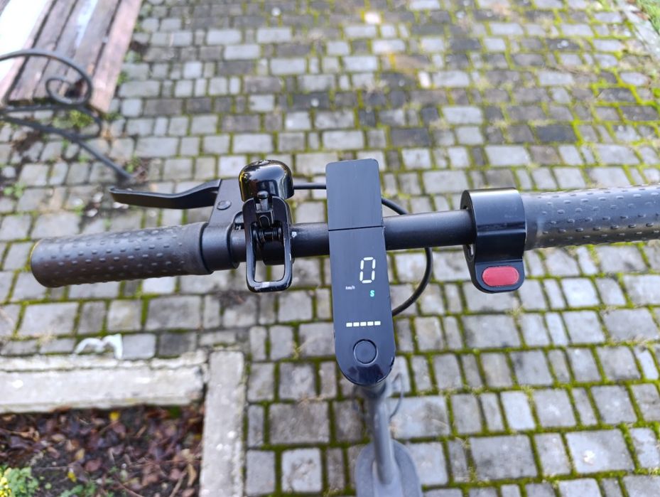 Електросамокат Xiaomi Mi Electric Scooter Pro 2