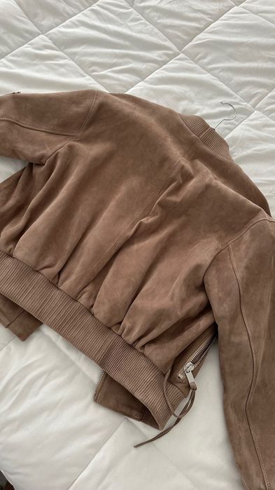 Casaco bomber de camurça natural