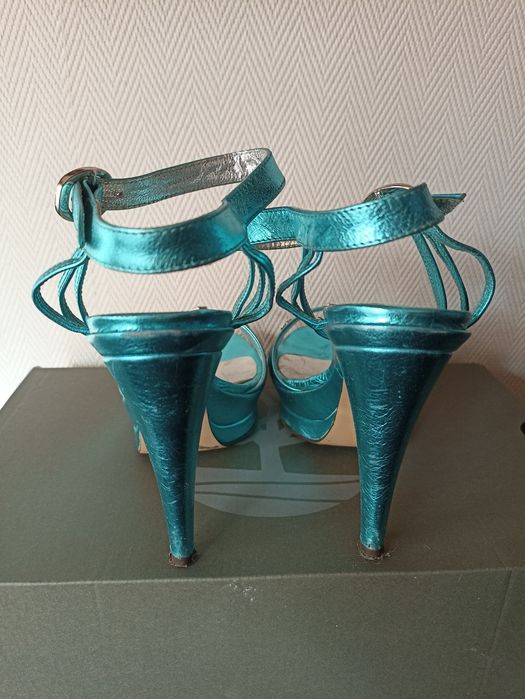 Sandálias Ana Sousa - tamanho 37