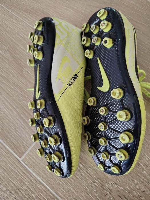 Chuteiras Nike Phantom