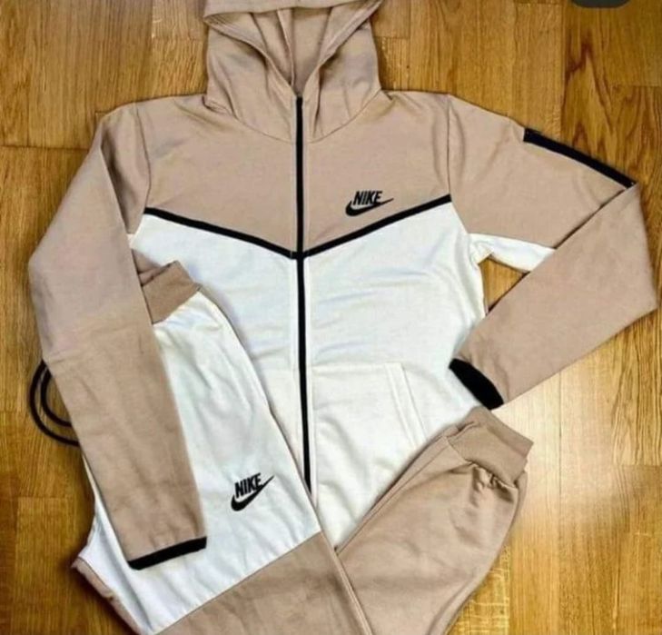 Fato de treino nike tech