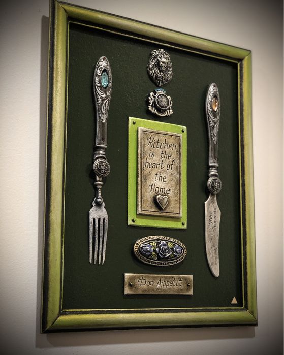 Декор для кухни,гербовый- Королевская трапеза.