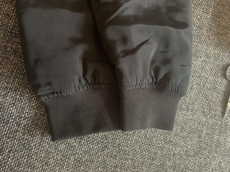 Нова куртка-бомбер фірми Ckh. Розмір S.