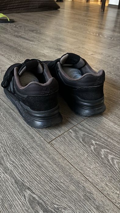 Живучие кроссовки New Balanse 997H