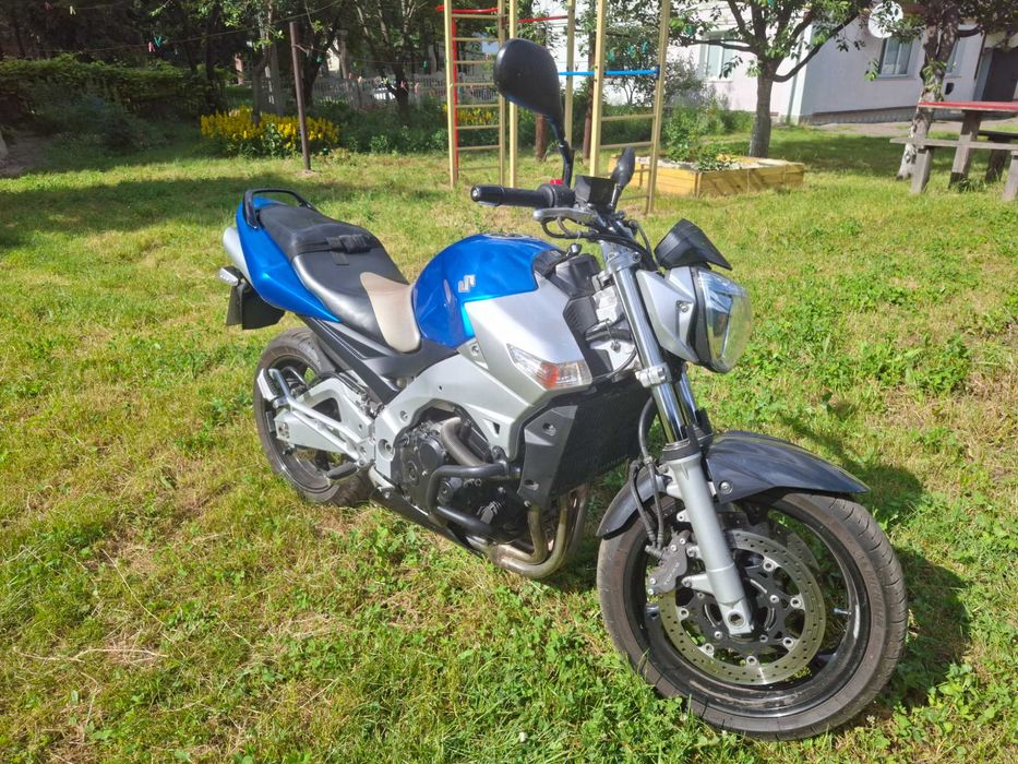 Продам Suzuki GSR 400