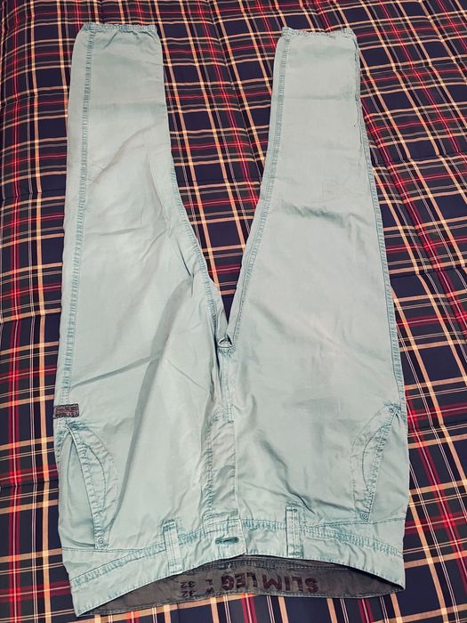 Calças Slim verdes nr 40 com elastico no fundo da perna