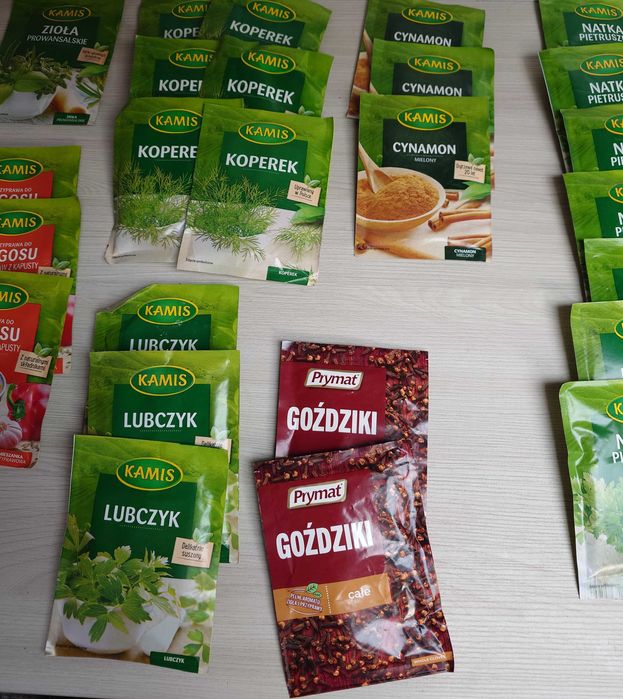 33 opakowania przypraw Kamis + Prymat