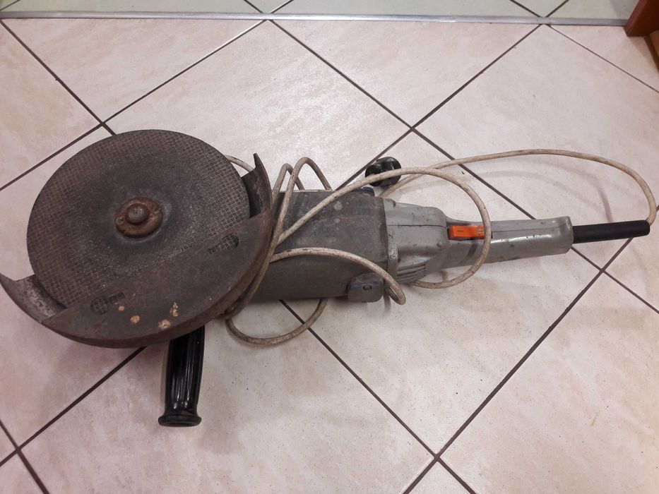 Szlifierka kątowa 230 mm