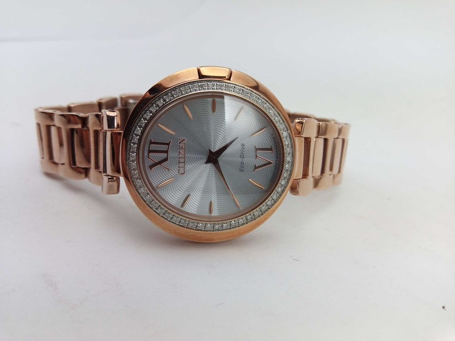 Шикарные женские часы с 52 бриллиантами Citizen EX1503-54A, сапфир, РРЦ $875