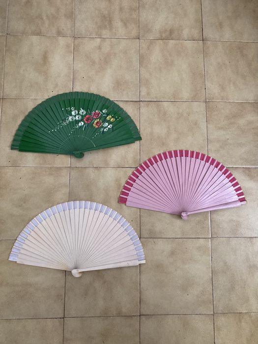 Lote 12 Leques, abanicos
