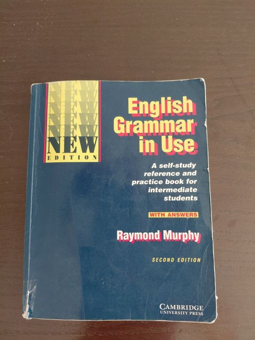 English grammar in use.  Raymond Murphy.