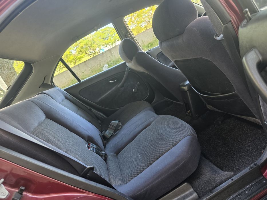 Honda Civic 1.4i