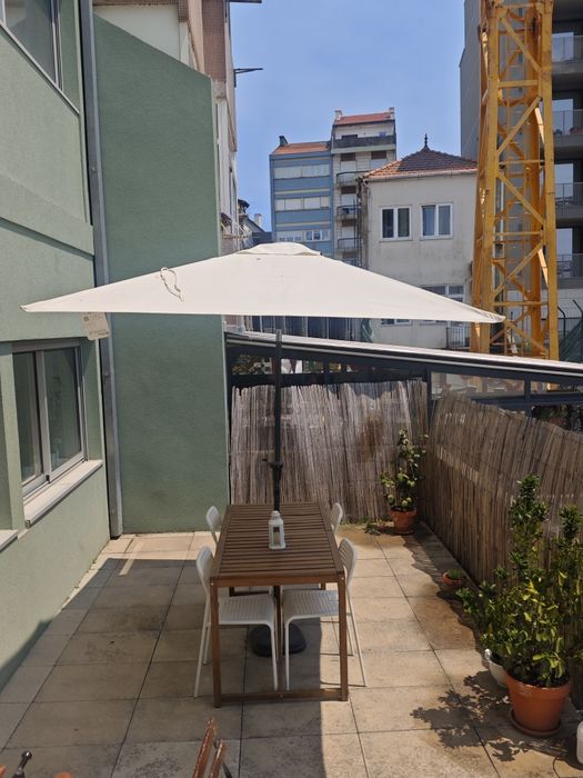 Mesa de exterior IKEA (madeira de acácia)