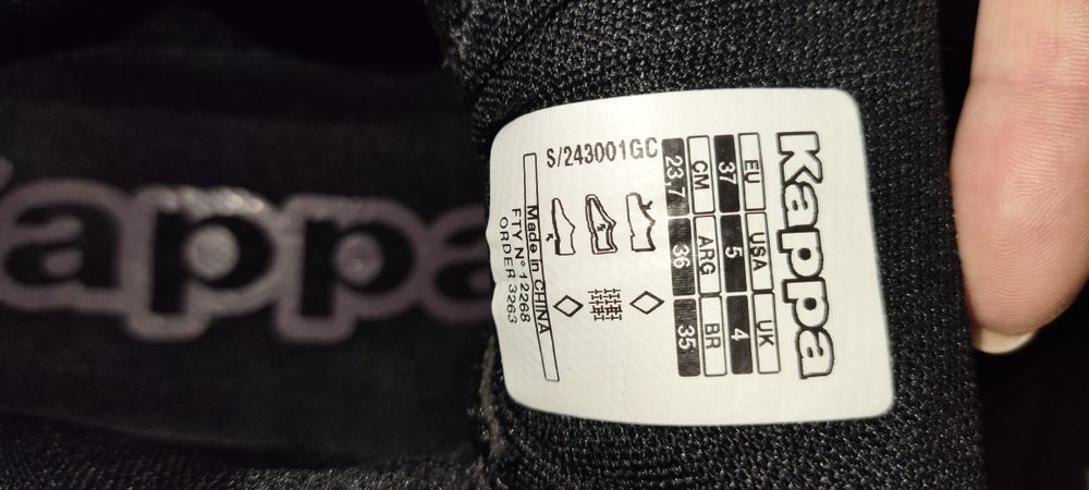 Buty KAPPA w bardzo dobrym stanie,czarne ma platformie