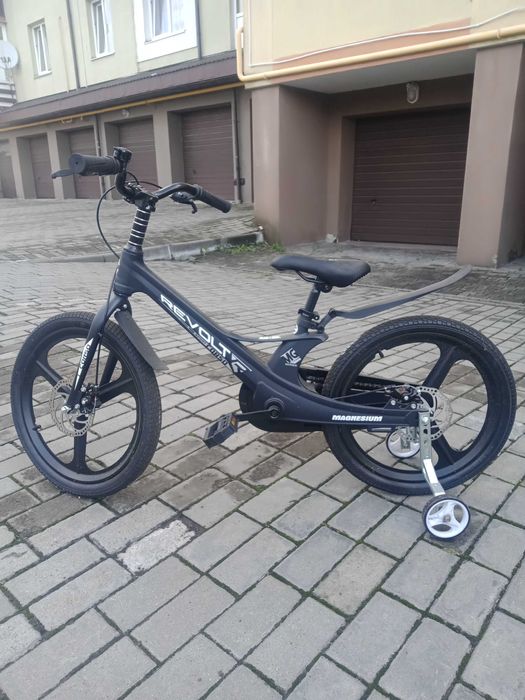 Дитячий велосипед