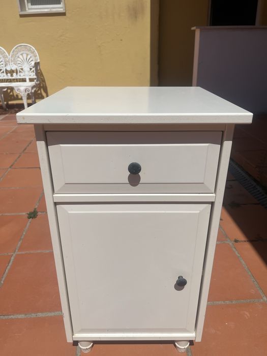 Mesa de cabeceira