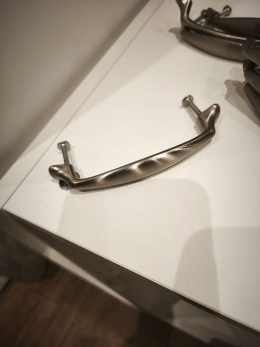 12 Solid Drawer Pulls494382305730908161