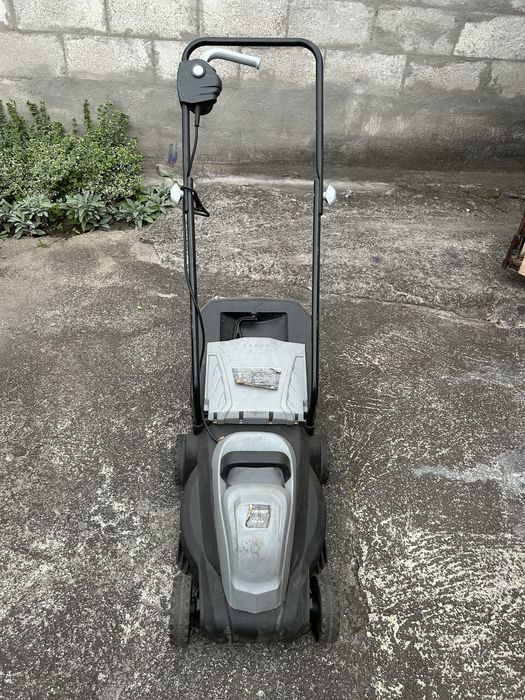 НЕ ПРАЦЮЮЧА газонокосарка Forte FM-1400