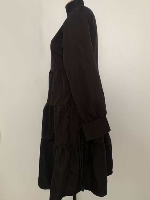 Чорне довге платя