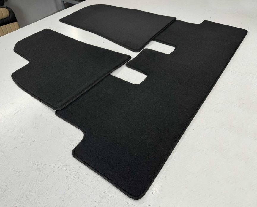 Автоковрики для Tesla Model 3. Коврики в салон для Тесла 3