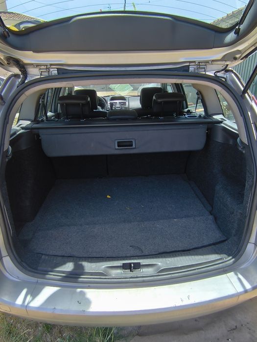 Renault Megane 2 1.5 DCI 2006 para arranjar ou peças.