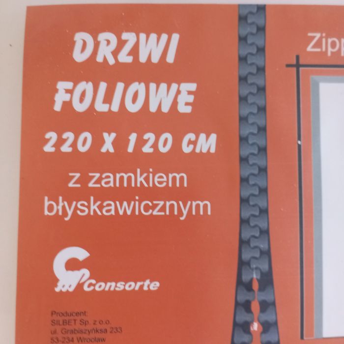 Nowe drzwi foliowe