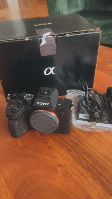 Sony Alpha 7IV (A7iv A74)