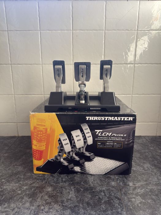 Pedais ThrustMaster T-LCM