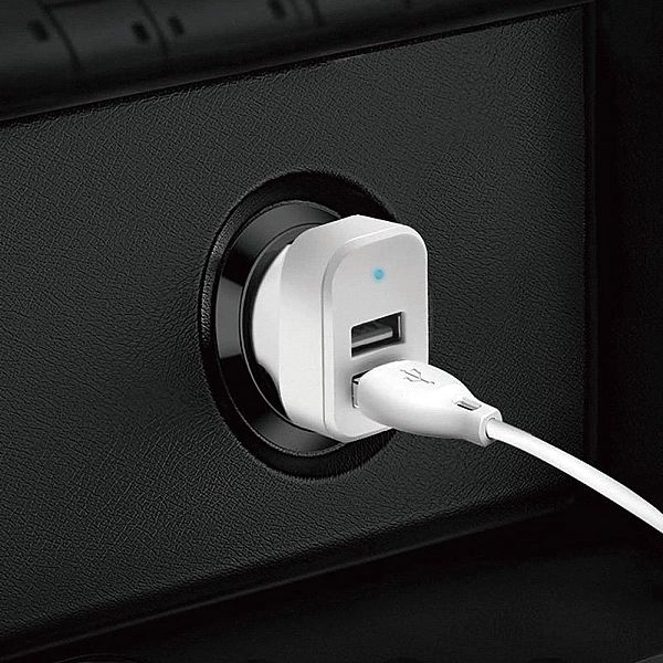 Dudao zestaw samochodowa ładowarka 2x USB 2.4A + kabel przewód USB 3w1