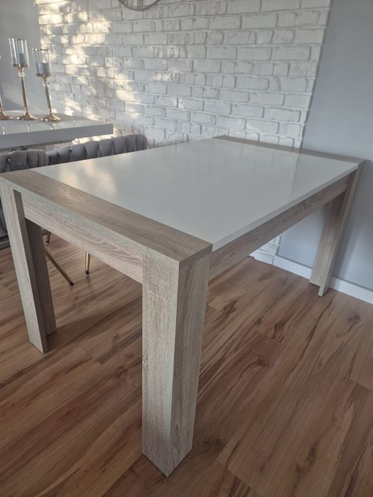 Stoł do jadalni/kuchni