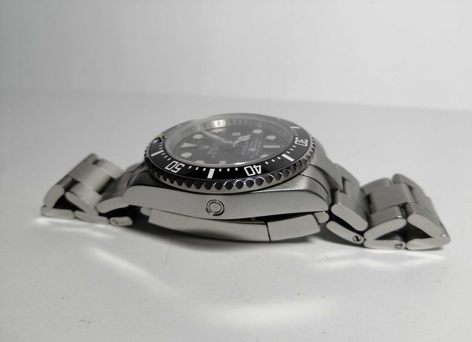 Швейцарские часы Rolex Sea-Dweller 1200м Механика. Хронометр