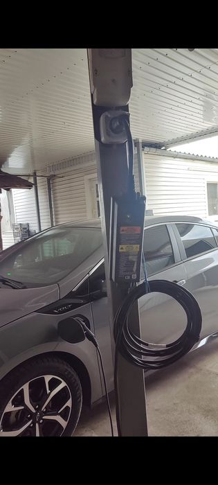 Зарядний пристрій Chevrolet volt 2 bolt