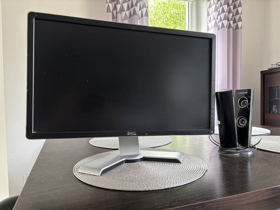 Monitor Dell używany w dobrym stanie