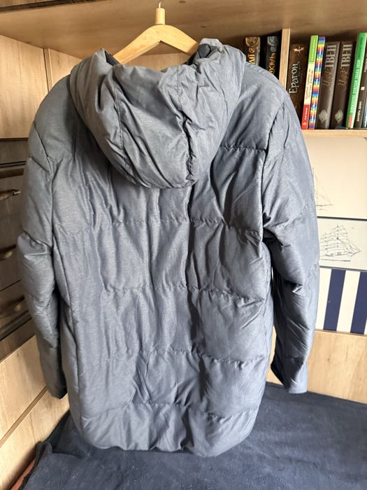 Спортивна куртка New Balance