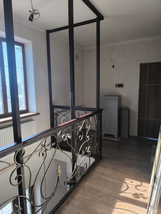 Продам дом в селе Вiльне (Свердловка) 60000