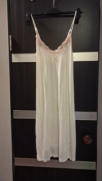 Жіночий пеньюар English Home