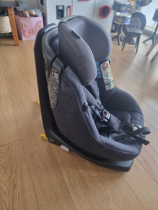 Vendo 2 cadeiras auto Maxi-Cosi (Mica 360 S e AxissFix), 360º