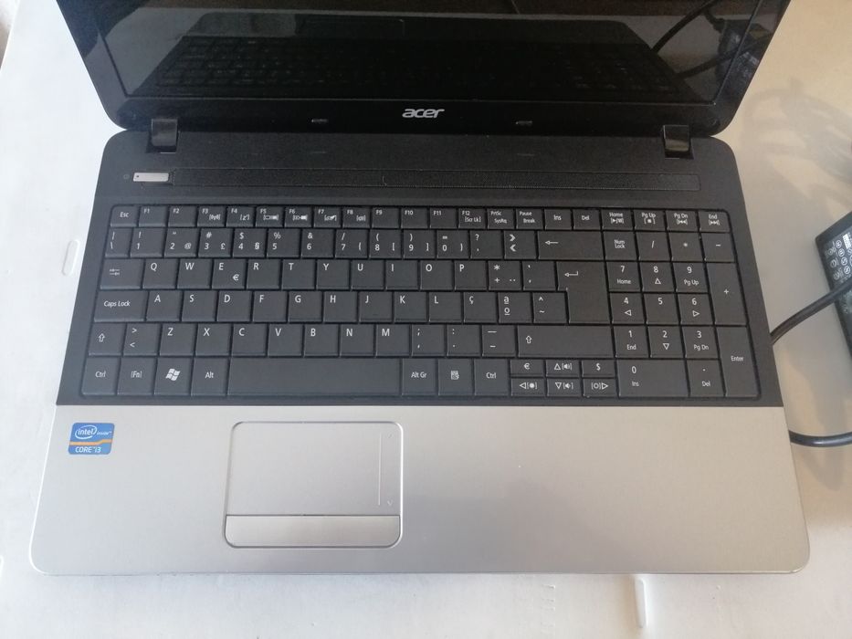 Portatil Acer E1-571g