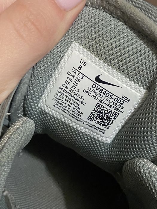 жіночі кросівки Nike E-Series AD б/у