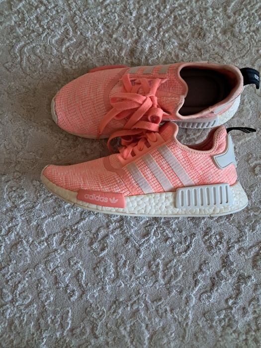 Красовки ADIDAS .
