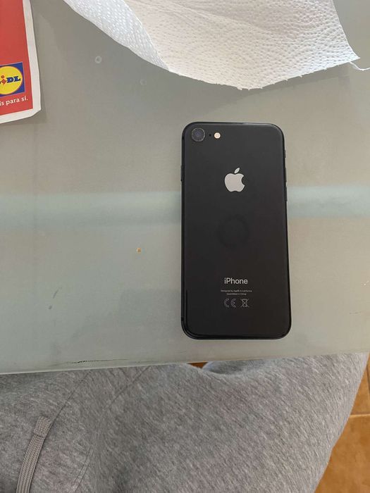 Iphone 8, Usado mas em boas condições