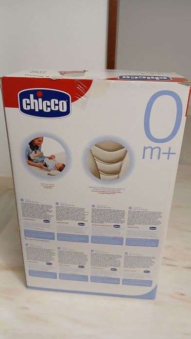 Marsúpio Chicco vermelho e branco