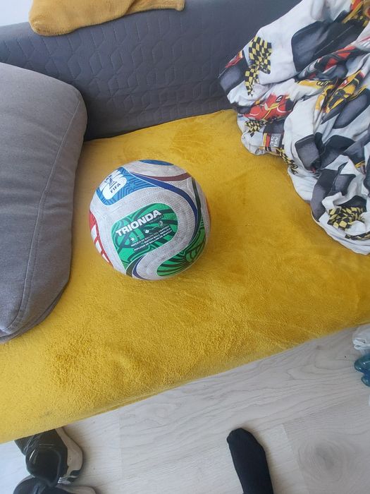 Sprzedam Piłkę do piłki nożnej