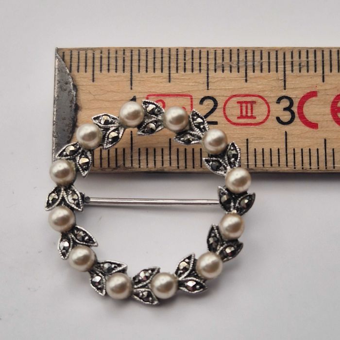 Broszka stara srebro