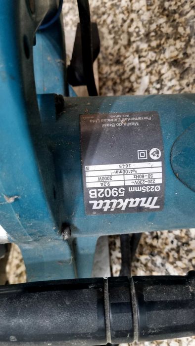 Serra mármore makita