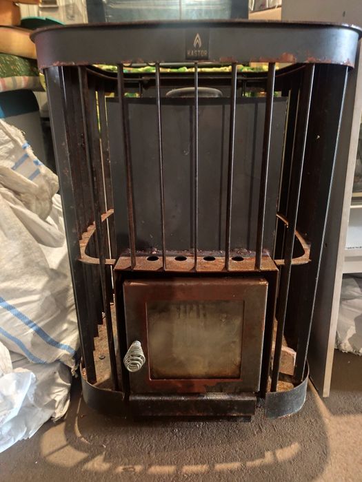 Срочно продам печь для бани ,фирменная. Продам печь для бани в очень х