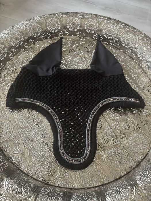 Czarne nauszniki full cyrkonie