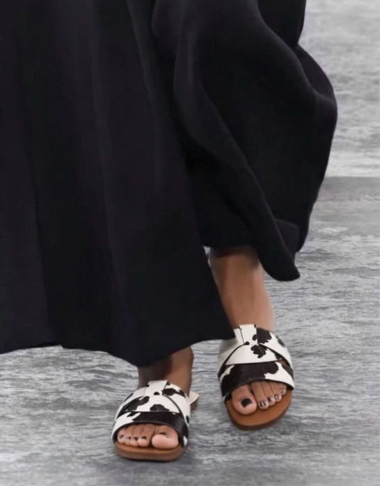 ZARA klapki skorzane w łaty z włosiem r. 38