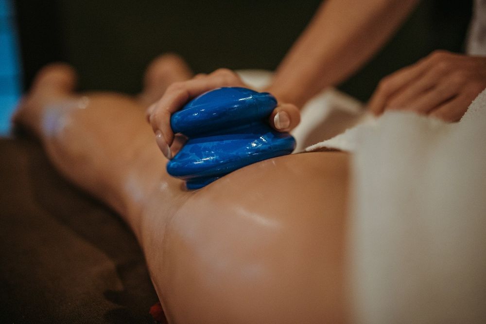 Masaż Antycellulitowy z użyciem BAŃKI CHIŃSKIEJ 180zł / sesja masażu