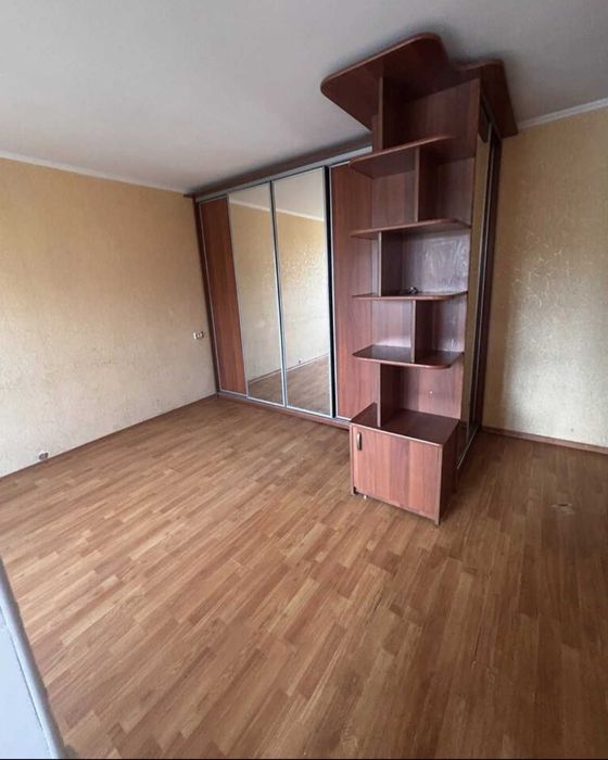 Продам 1к квартиру на вул. О.Бурбело 4374